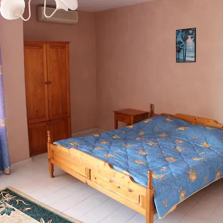 Guest house Miami 2*